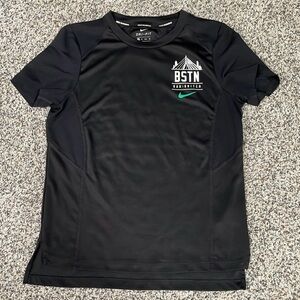 Nike 2018 Boston Marathon short sleeve sz XS